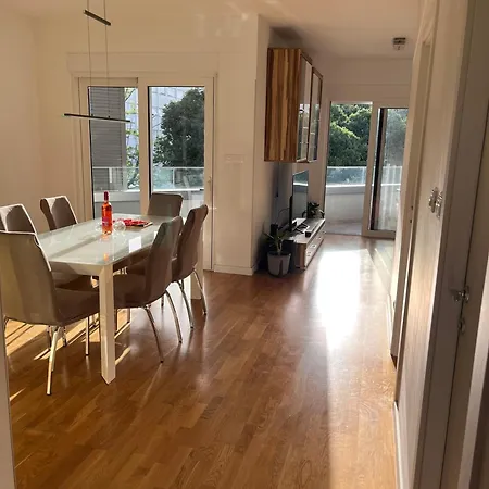 Διαμέρισμα Ivan *