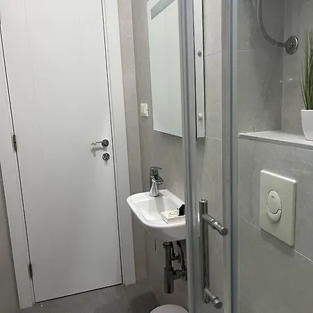 Ivan Apartman